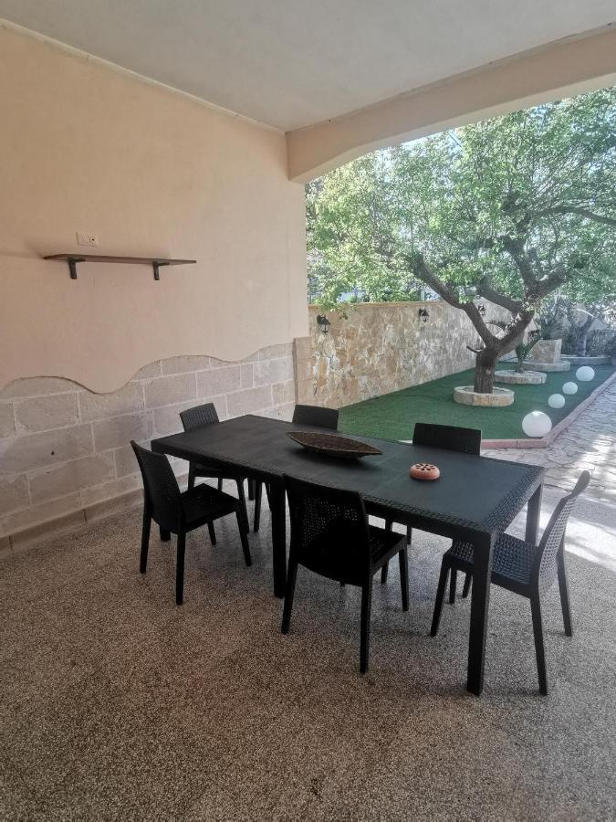 Villa Malese Порто Чезарео Екстериор снимка